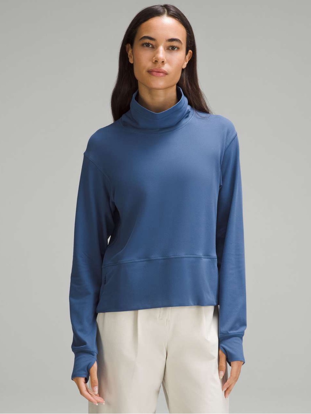 Lululemon Ready to Rulu Pullover
Pitch Blue Woman’s Size 12